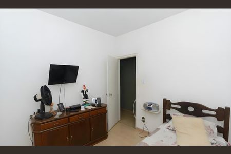 Casa à venda com 360m², 3 quartos e 2 vagasQuarto