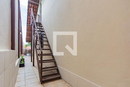 Casa à venda com 348m², 4 quartos e 8 vagasCorredor