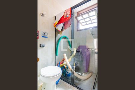 Casa à venda com 348m², 4 quartos e 8 vagasBanheiro