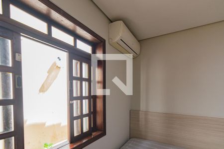 Casa à venda com 348m², 4 quartos e 8 vagasQuarto