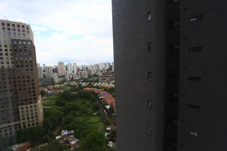 Apartamento à venda com 39m², 2 quartos e 1 vaga Apartamento à venda com 39m², 2 quartos e 1 vagaVista do Quarto 2