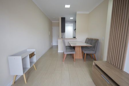 Sala de apartamento para alugar com 2 quartos, 55m² em Vila Humaita, Santo André