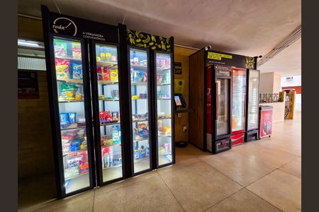 Apartamento à venda com 73m², 2 quartos e 1 vagaMercadinho