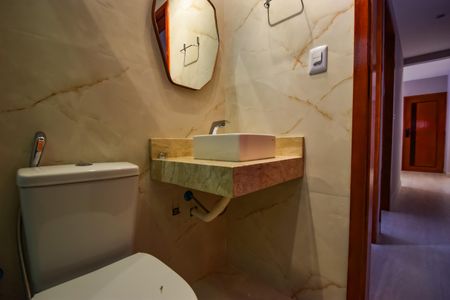 Apartamento à venda com 73m², 2 quartos e 1 vagaBanheiro Social