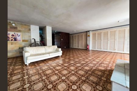Apartamento à venda com 73m², 2 quartos e 1 vagaHall de entrada