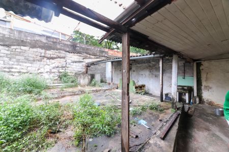 Casa à venda com 250m², 2 quartos e 4 vagas Casa à venda com 250m², 2 quartos e 4 vagasLavanderia