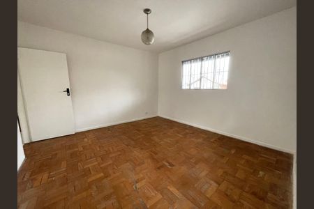 Casa à venda com 250m², 2 quartos e 4 vagasSala
