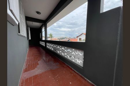 Casa à venda com 250m², 2 quartos e 4 vagasVaranda