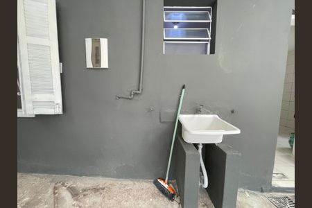 Casa à venda com 250m², 2 quartos e 4 vagasÁrea de Serviço