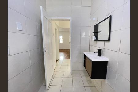 Casa à venda com 250m², 2 quartos e 4 vagasBanheiro