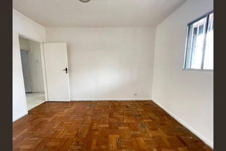 Casa à venda com 250m², 2 quartos e 4 vagasSala