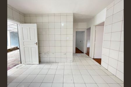 Casa à venda com 250m², 2 quartos e 4 vagasCozinha