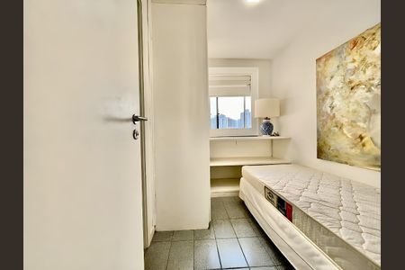 Apartamento para alugar com 232m², 3 quartos e 3 vagas Apartamento para alugar com 232m², 3 quartos e 3 vagasSuíte 3