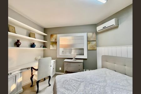 Apartamento para alugar com 232m², 3 quartos e 3 vagas Apartamento para alugar com 232m², 3 quartos e 3 vagasSuíte 1