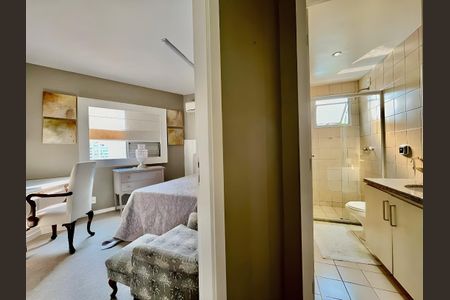 Apartamento para alugar com 232m², 3 quartos e 3 vagas Apartamento para alugar com 232m², 3 quartos e 3 vagasSuíte 1