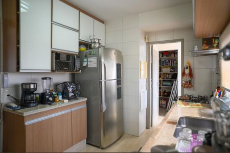 Apartamento à venda com 124m², 3 quartos e 2 vagasCozinha