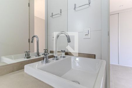 Apartamento para alugar com 45m², 1 quarto e sem vagaBanheiro da Suíte