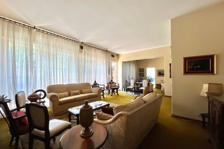 Sala de casa para alugar com 3 quartos, 250m² em Indianópolis, São Paulo