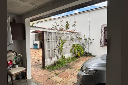 Casa à venda com 250m², 3 quartos e 6 vagas Casa à venda com 250m², 3 quartos e 6 vagasGaragem