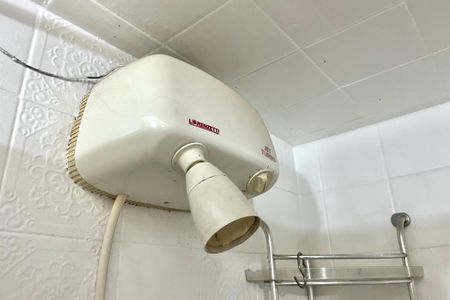 Casa à venda com 250m², 3 quartos e 6 vagas Casa à venda com 250m², 3 quartos e 6 vagasBanheiro da Suíte