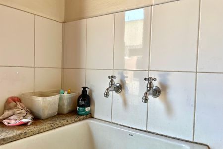 Casa à venda com 250m², 3 quartos e 6 vagas Casa à venda com 250m², 3 quartos e 6 vagasÁrea de Serviço