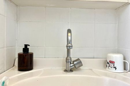 Casa à venda com 250m², 3 quartos e 6 vagas Casa à venda com 250m², 3 quartos e 6 vagasBanheiro Corredor