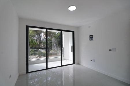 Suíte 1 de casa para alugar com 2 quartos, 120m² em Jardim Las Palmas, Guarujá