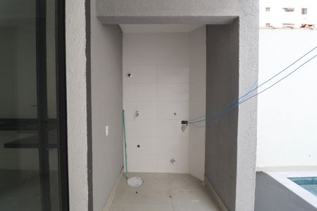 Casa para alugar com 120m², 2 quartos e 1 vaga Casa para alugar com 120m², 2 quartos e 1 vagaÁrea de Serviço