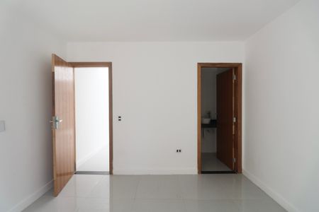 Casa para alugar com 120m², 2 quartos e 1 vaga Casa para alugar com 120m², 2 quartos e 1 vagaSuíte 1