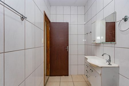Casa para alugar com 100m², 3 quartos e sem vaga Casa para alugar com 100m², 3 quartos e sem vagaBanheiro Social