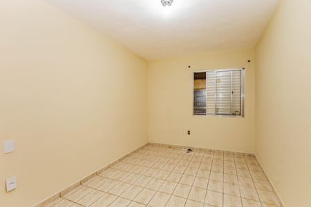 Casa para alugar com 100m², 3 quartos e sem vaga Casa para alugar com 100m², 3 quartos e sem vagaQuarto 1