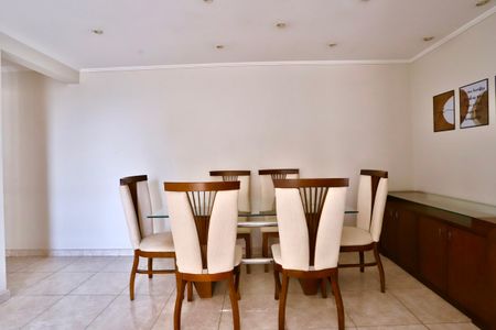 Apartamento para alugar com 82m², 3 quartos e 2 vagas Apartamento para alugar com 82m², 3 quartos e 2 vagasSala de Jantar