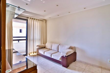 Apartamento para alugar com 82m², 3 quartos e 2 vagas Apartamento para alugar com 82m², 3 quartos e 2 vagasSala