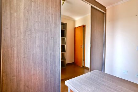 Apartamento para alugar com 82m², 3 quartos e 2 vagas Apartamento para alugar com 82m², 3 quartos e 2 vagasQuarto 2