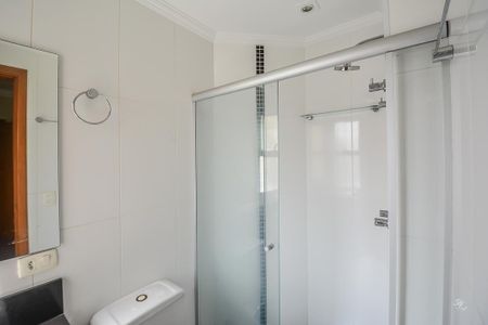 Apartamento à venda com 190m², 3 quartos e 4 vagasBanheiro da Suíte 2