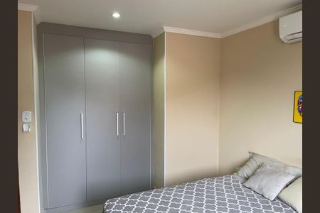 Casa de condomínio à venda com 120m², 4 quartos e 2 vagasQuarto 2