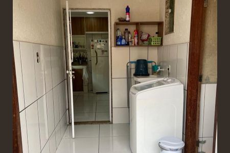 Casa de condomínio à venda com 120m², 4 quartos e 2 vagasÁrea de Serviço