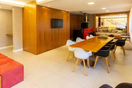 Apartamento à venda com 38m², 1 quarto e 1 vaga Apartamento à venda com 38m², 1 quarto e 1 vagaÁrea comum - Salão de festas