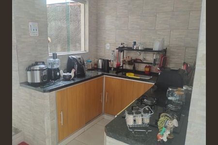 Casa à venda com 210m², 2 quartos e 3 vagas