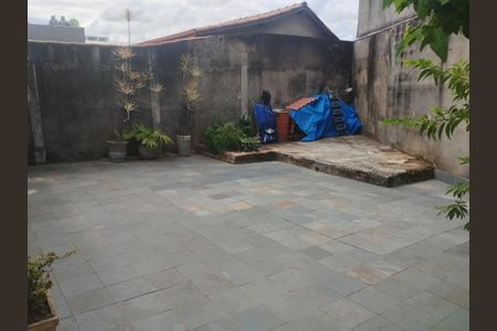 Casa à venda com 210m², 2 quartos e 3 vagas