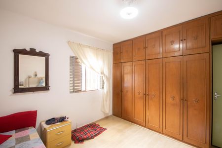 Casa à venda com 166m², 3 quartos e 2 vagasQuarto 3