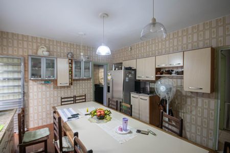 Casa à venda com 166m², 3 quartos e 2 vagasCozinha