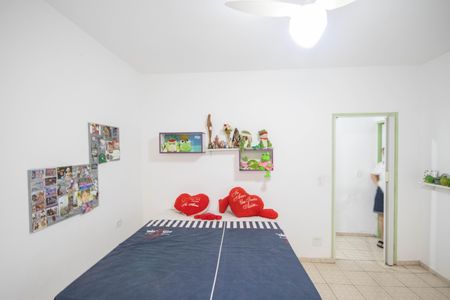 Casa à venda com 166m², 3 quartos e 2 vagasQuarto 1