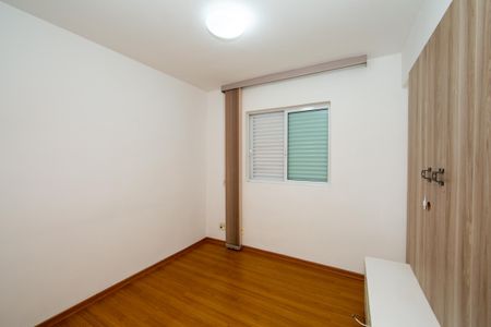 Apartamento à venda com 180m², 3 quartos e 2 vagasQuarto