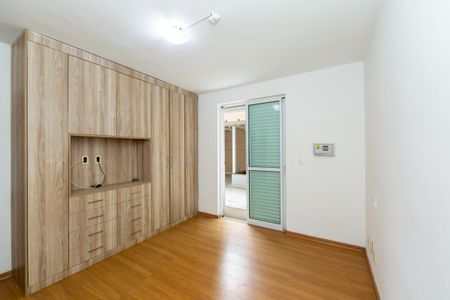 Apartamento à venda com 180m², 3 quartos e 2 vagasSuíte