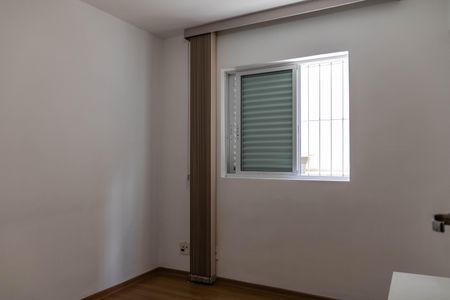Apartamento à venda com 180m², 3 quartos e 2 vagasQuarto 2
