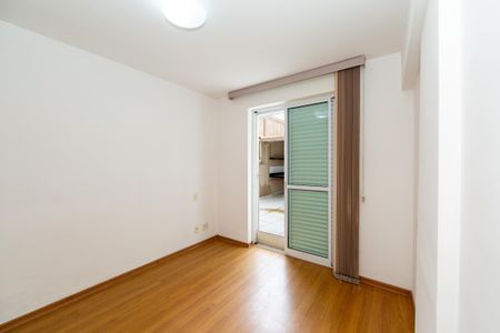 Apartamento à venda com 180m², 3 quartos e 2 vagasQuarto 2