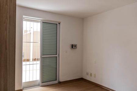Apartamento à venda com 180m², 3 quartos e 2 vagasSuíte