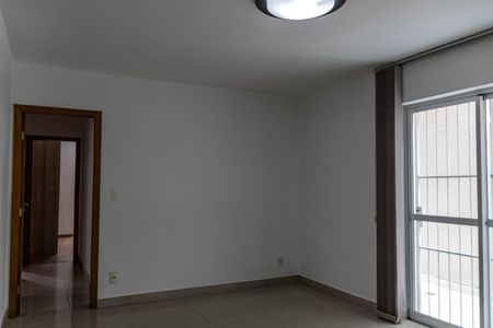 Sala de apartamento à venda com 3 quartos, 180m² em Prado, Belo Horizonte