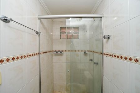 Casa à venda com 106m², 3 quartos e 2 vagasBanheiro 